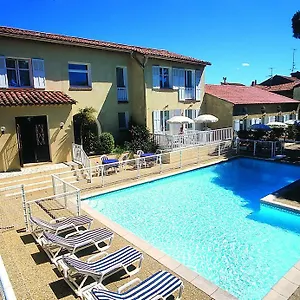 https://hotel-lou-paouvadou.fr-provencehotel.com